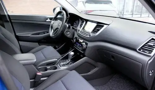 HYUNDAI Tucson 