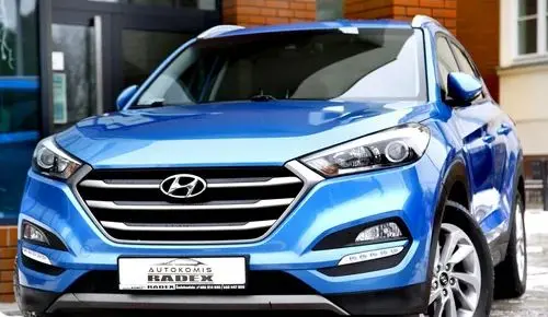 HYUNDAI Tucson 