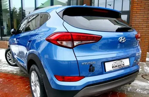 HYUNDAI Tucson 
