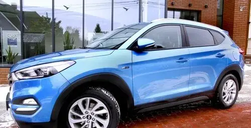 HYUNDAI Tucson 