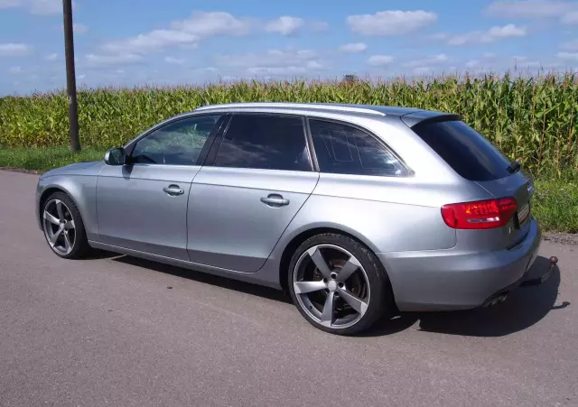AUDI A4 Avant 2.0 TDI e DPF Ambition