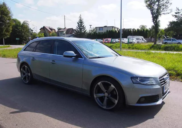 AUDI A4 Avant 2.0 TDI e DPF Ambition