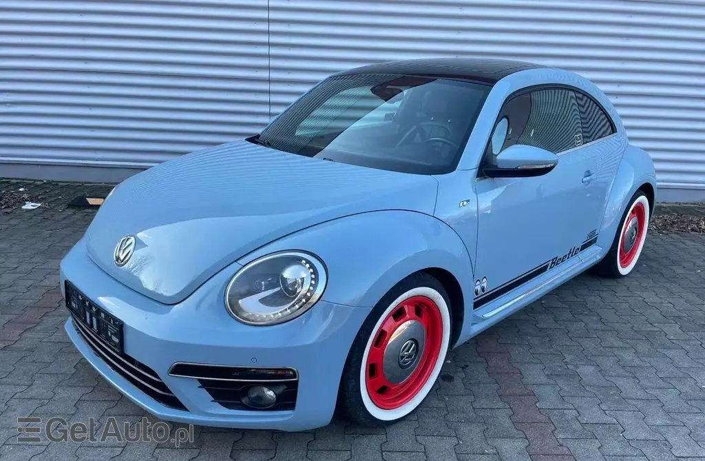 VOLKSWAGEN New Beetle 