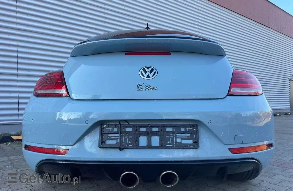 VOLKSWAGEN New Beetle 