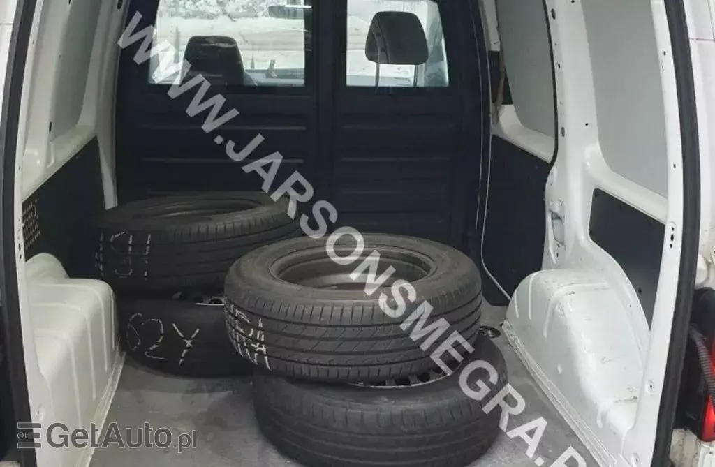 VOLKSWAGEN Caddy 