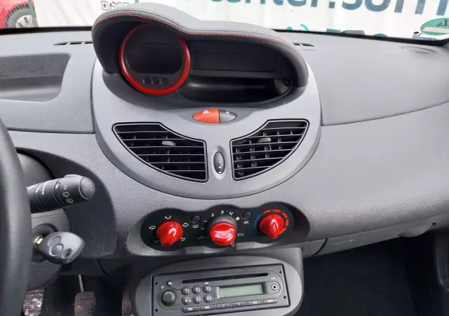 RENAULT Twingo 1.2 16V Rip Curl