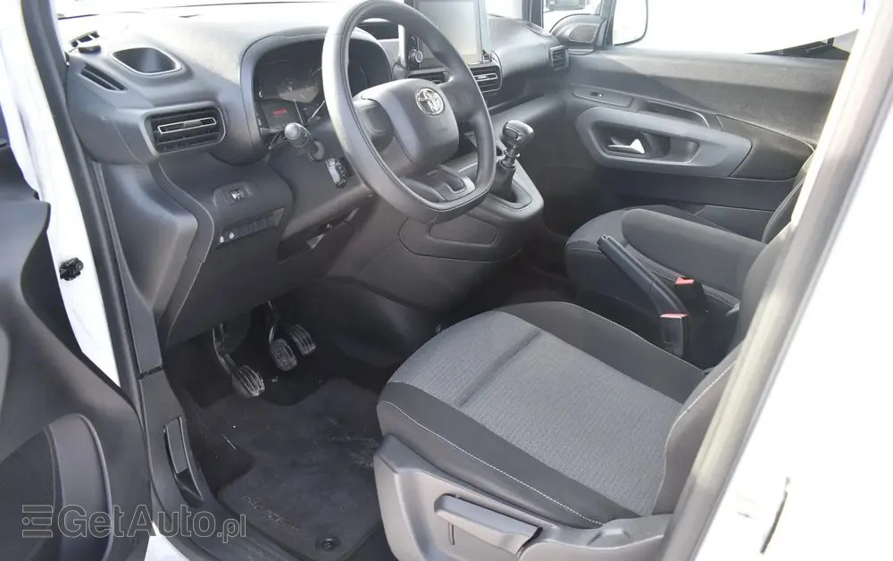 TOYOTA Proace City Verso Long 1.5 D-4D Business