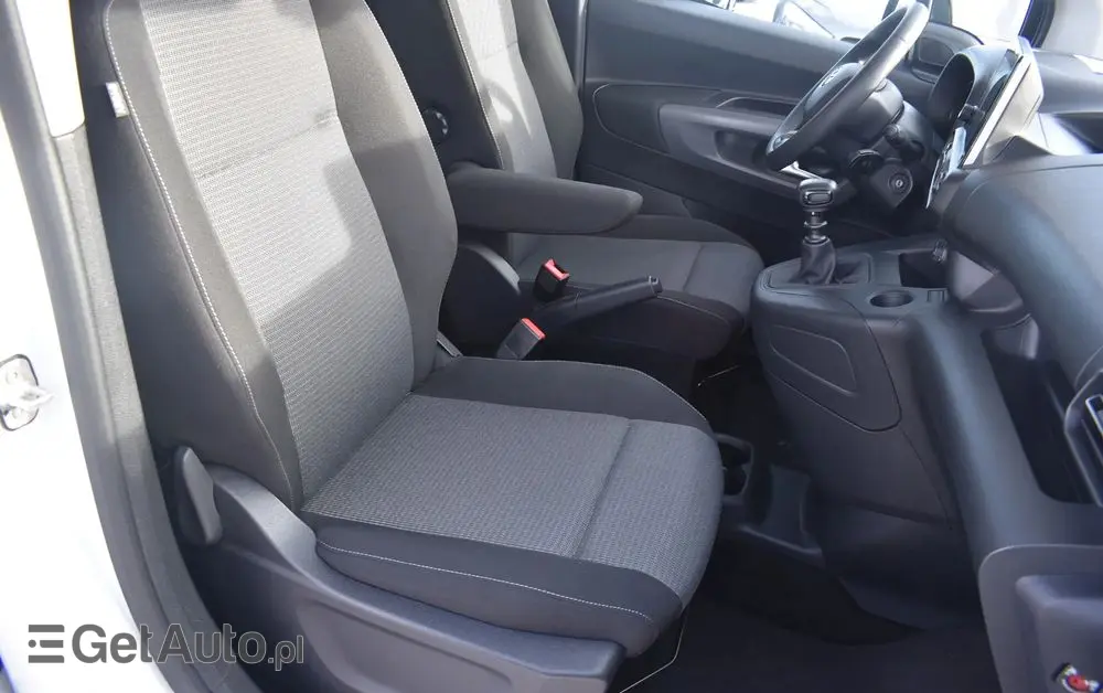 TOYOTA Proace City Verso Long 1.5 D-4D Business