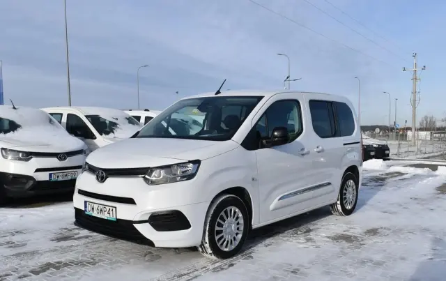TOYOTA Proace City Verso Long 1.5 D-4D Business