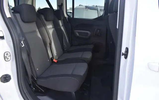 TOYOTA Proace City Verso Long 1.5 D-4D Business