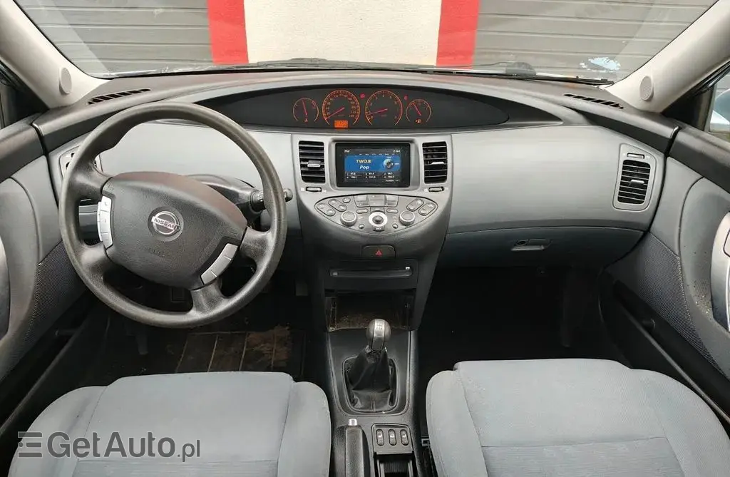 NISSAN Primera 