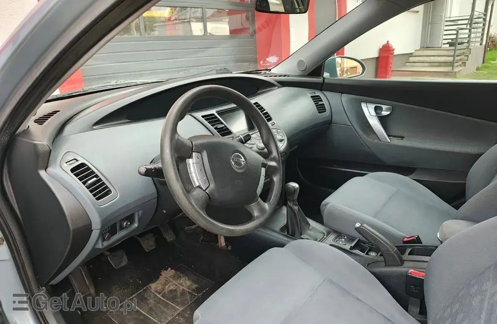 NISSAN Primera 