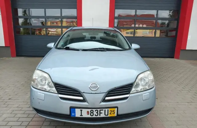 NISSAN Primera 