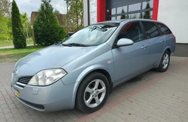 NISSAN Primera 