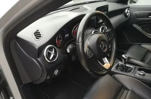 MERCEDES-BENZ Klasa A 