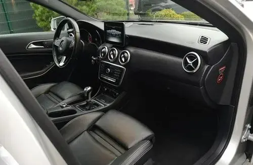 MERCEDES-BENZ Klasa A 