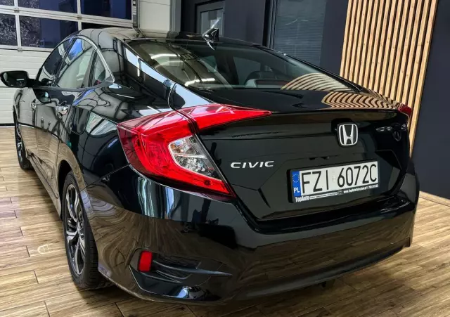 HONDA Civic 