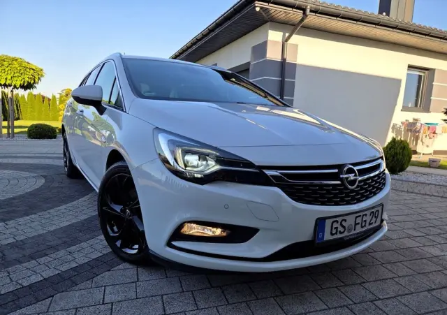 OPEL Astra 1.4 Turbo Start/Stop Innovation