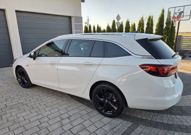 OPEL Astra 1.4 Turbo Start/Stop Innovation