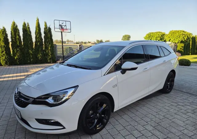 OPEL Astra 1.4 Turbo Start/Stop Innovation