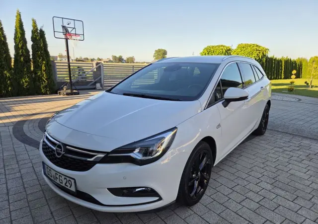 OPEL Astra 1.4 Turbo Start/Stop Innovation