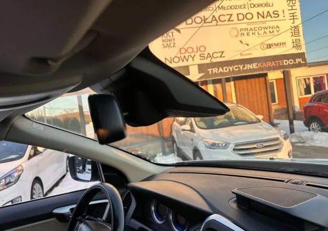 VOLVO XC 60 2.4D DRIVe RDesign