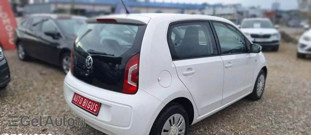 VOLKSWAGEN Up! 