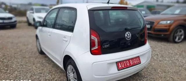 VOLKSWAGEN Up! 