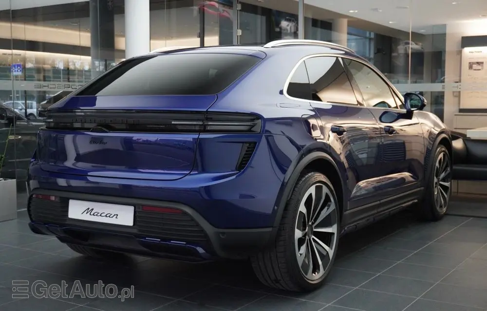 PORSCHE Macan 