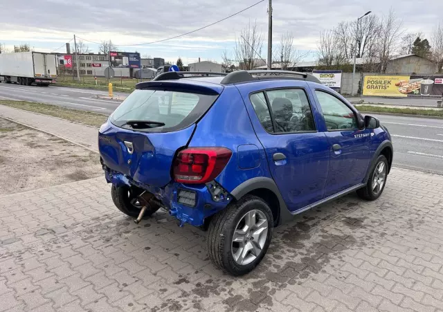 DACIA Sandero Stepway Blue dCi 95 Prestige