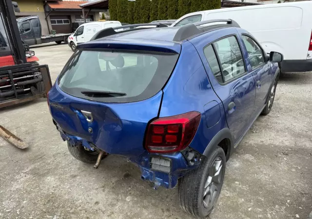 DACIA Sandero Stepway Blue dCi 95 Prestige