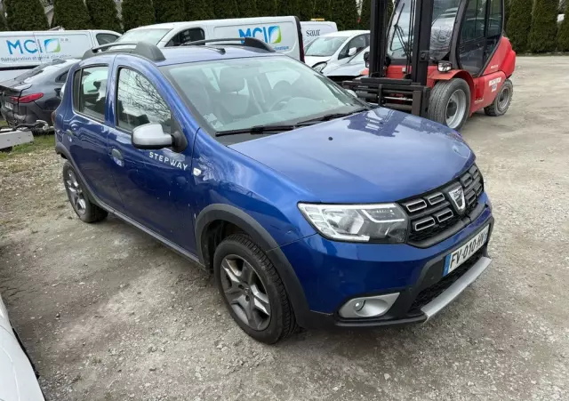DACIA Sandero Stepway Blue dCi 95 Prestige