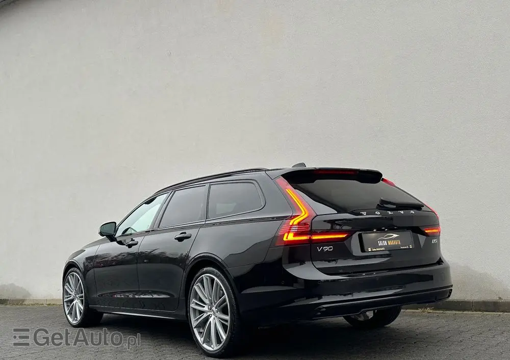 VOLVO V90 B5 D AWD Geartronic RDesign
