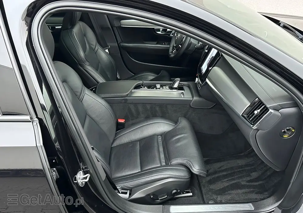 VOLVO V90 B5 D AWD Geartronic RDesign