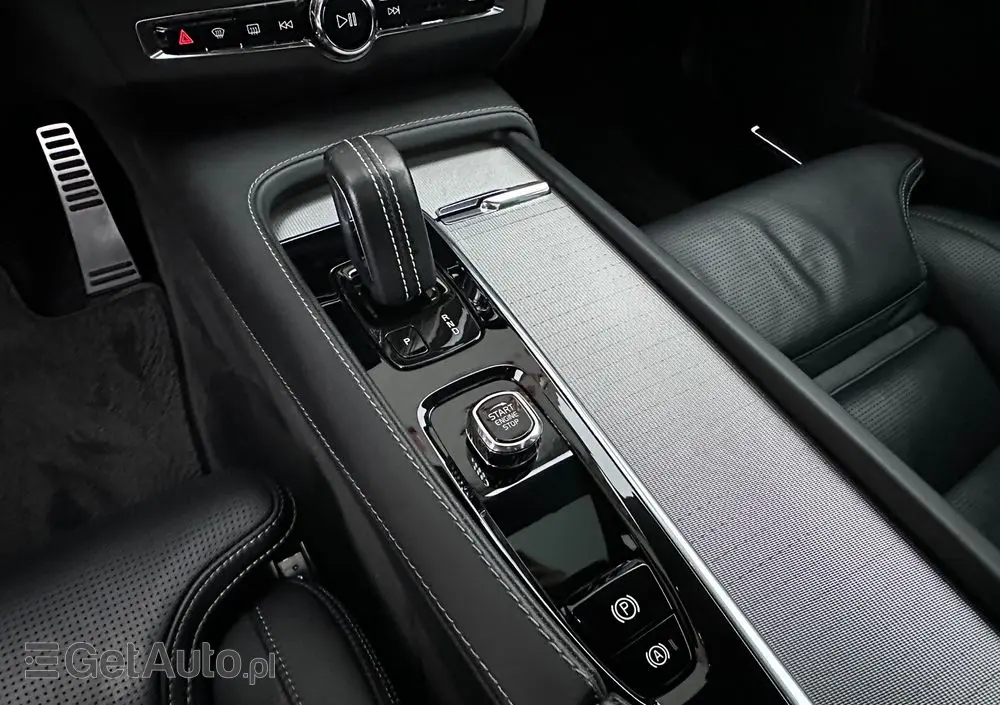 VOLVO V90 B5 D AWD Geartronic RDesign