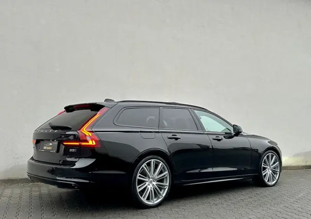 VOLVO V90 B5 D AWD Geartronic RDesign