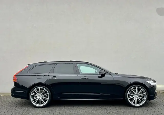 VOLVO V90 B5 D AWD Geartronic RDesign
