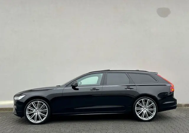 VOLVO V90 B5 D AWD Geartronic RDesign
