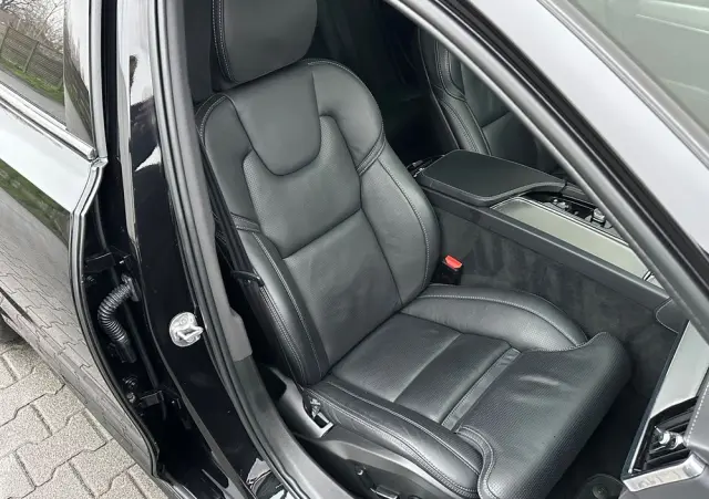 VOLVO V90 B5 D AWD Geartronic RDesign