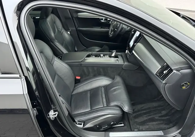 VOLVO V90 B5 D AWD Geartronic RDesign