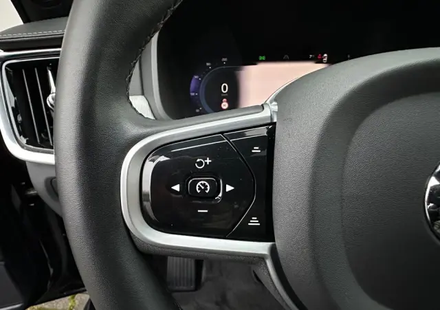 VOLVO V90 B5 D AWD Geartronic RDesign