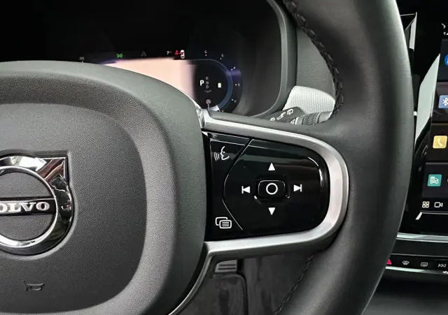 VOLVO V90 B5 D AWD Geartronic RDesign