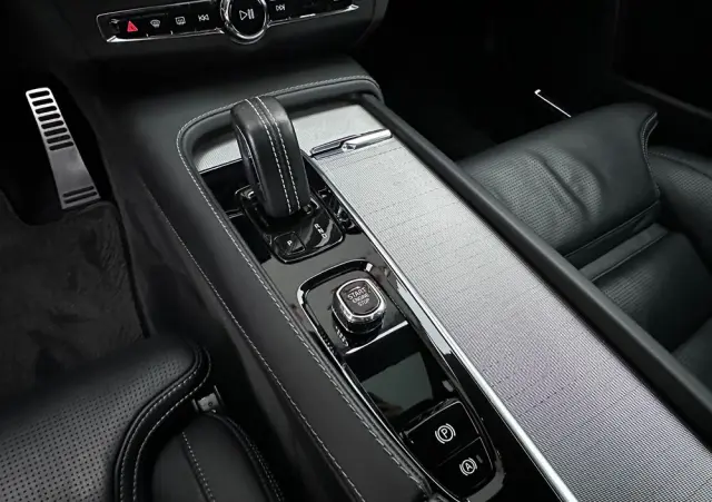 VOLVO V90 B5 D AWD Geartronic RDesign