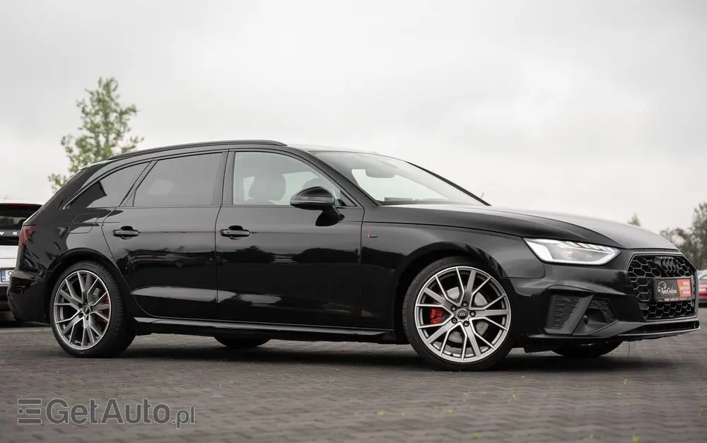 AUDI A4 Avant 40 TFSI S tronic S line
