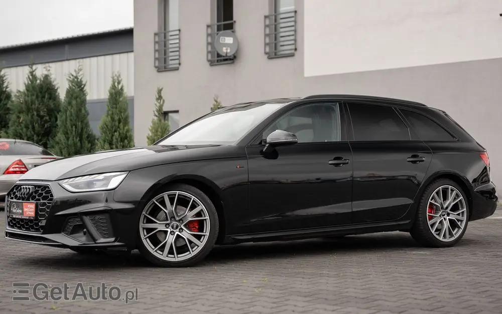 AUDI A4 Avant 40 TFSI S tronic S line