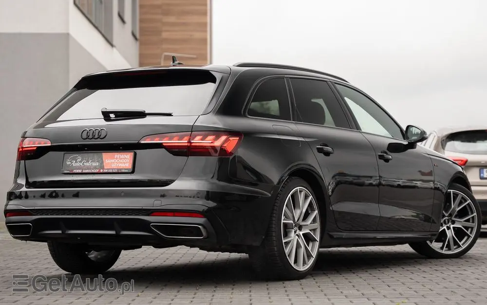 AUDI A4 Avant 40 TFSI S tronic S line