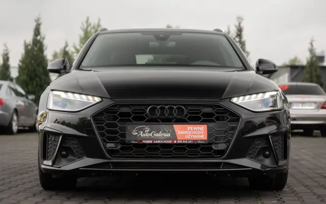 AUDI A4 Avant 40 TFSI S tronic S line