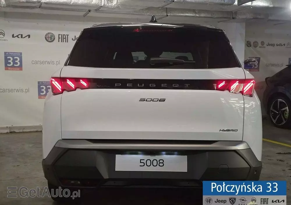 PEUGEOT 5008 