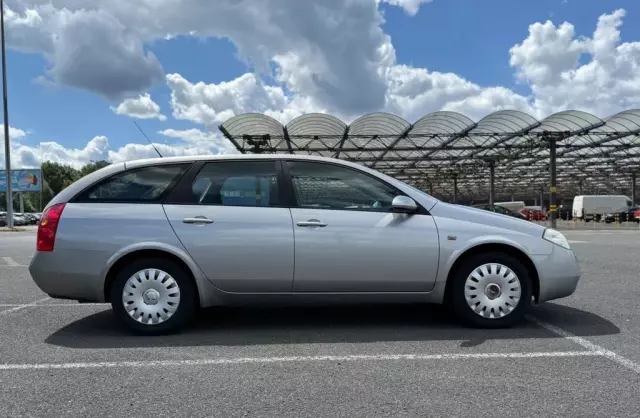 NISSAN Primera 