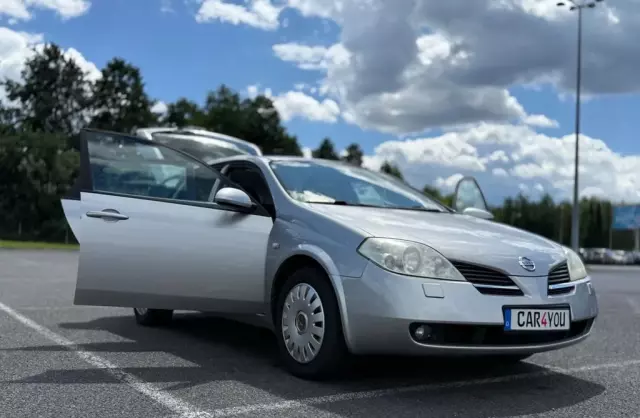 NISSAN Primera 